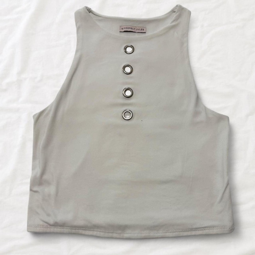 Sincerely Jules for Bandier white cropped tank top grommets size L